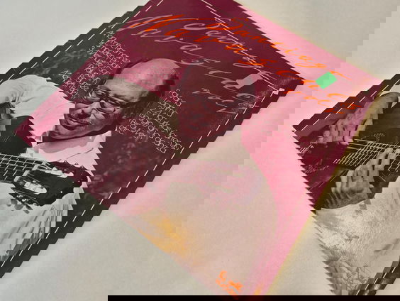 Plaatwerk #78: Spaanse Santiago speelt sprankelende stukken