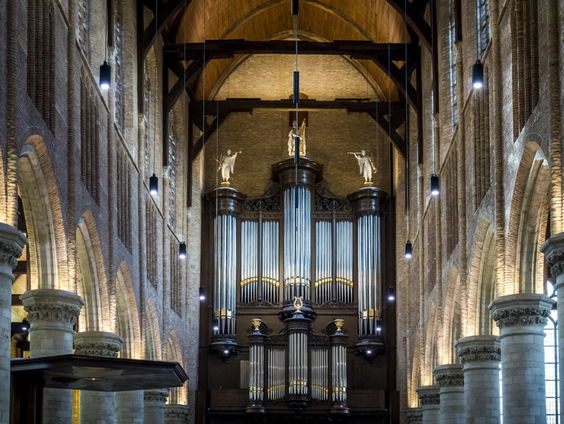 Hoogleraar Orgelkunde Hans Fidom over Britse orgelnood