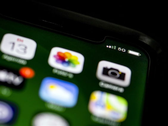 Grootouders voor het Klimaat vragen aandacht voor digitale milieuschade