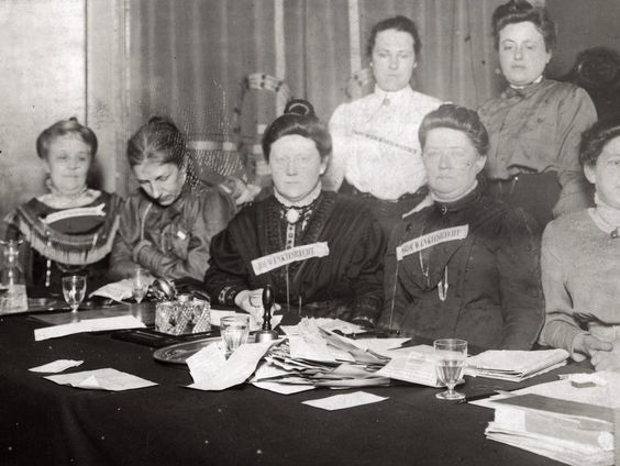 Biografie Wilhelmina Drucker verschijnt