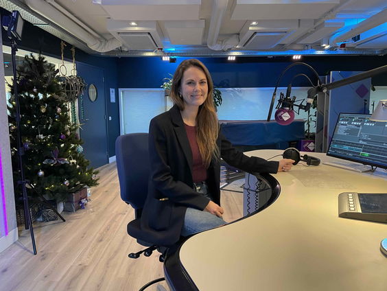 Grasduinen in bergen muziek - Laura Bell zoekt de perfecte muziek bij elke film