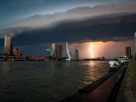 KNMI gaat kleurcodes plaatselijker gebruiken