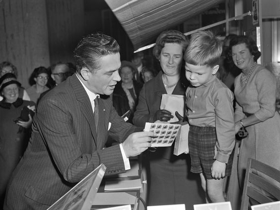 Kinderpostzegels bestaan 100 jaar