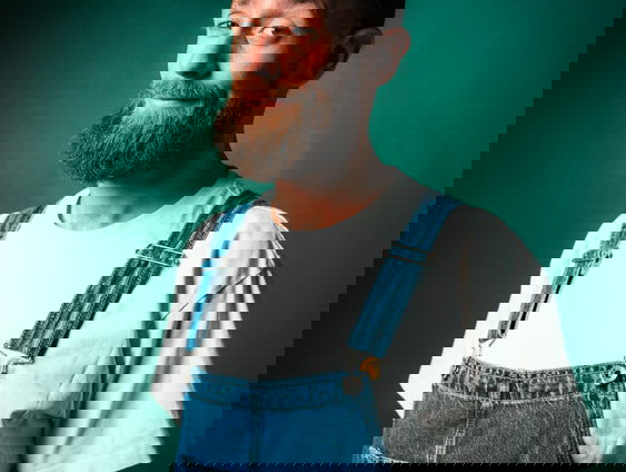 Succesvolle TikTok Tammo viert 5-jarig jubileum onder andere in het theater