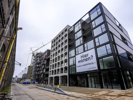 Dit is de Dag: Wie betaalt de hoogste prijs voor de woningcrisis, huurders of woningzoekenden? (5 aug 2025)