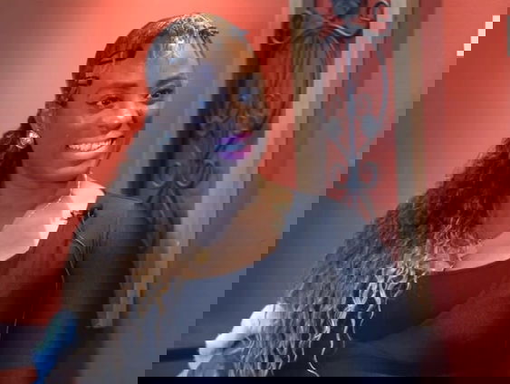 Hip hop groeit, en ook de aanwezigheid van vrouwelijke hiphop-artiesten: “Maar is nog een lange weg te gaan.”