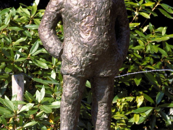 Terug naar toen: Standbeeld Bartje onthuld in Assen