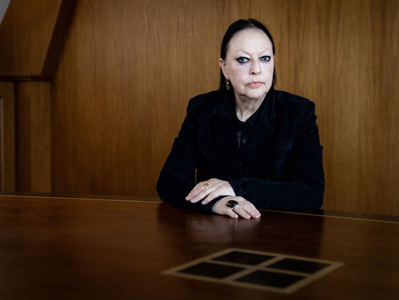 Eerste zitting tegen advocaat Inez Weski die volgens het OM criminele informatie Taghi doorspeelde