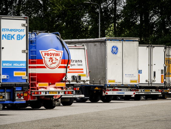 Waarom maakt trucker Hans zich hard voor meer truckerplaatsen?