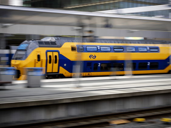 Moet de Lelylijn er komen?