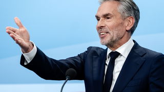 Dick Schoof onder de loep in boek over zijn carrière en jeugd