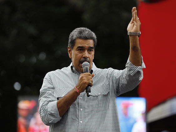 Maduro blijft zitten waar hij zit