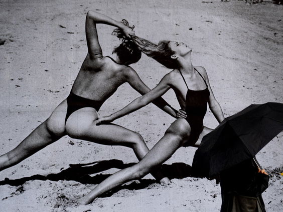 Terug naar Toen: Overlijden fotograaf Helmut Newton