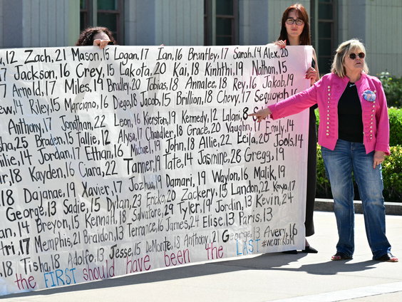 Meta en Youtube verantwoordelijk voor sociale mediaverslaving