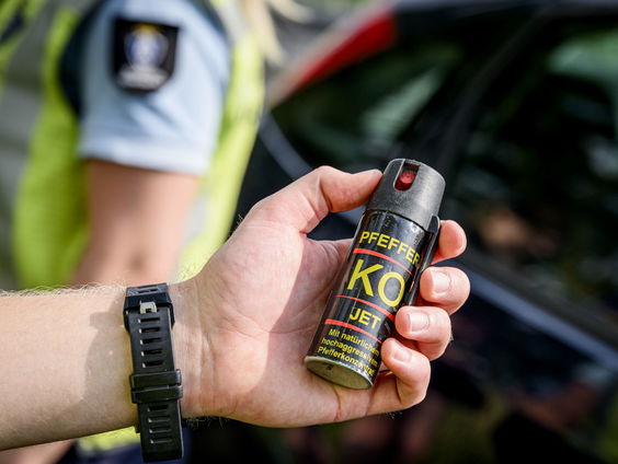Stand.nl: 'Pepperspray maakt het niet veiliger voor vrouwen'