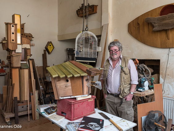 Beeldend kunstenaar Kees Buckens voegt de Titanic toe aan onze tijdcapsule