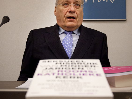 Terug naar Toen: Eindrapport seksueel misbruik in katholieke kerk gepubliceerd