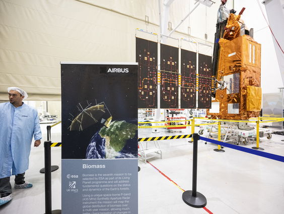 Nieuwe satelliet onderzoekt CO2-opslag in bossen