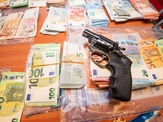Crimineel geld opsporen wordt steeds ingewikkelder
