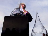Verzetsheld Truus Menger bezongen door Amerikaanse rockster