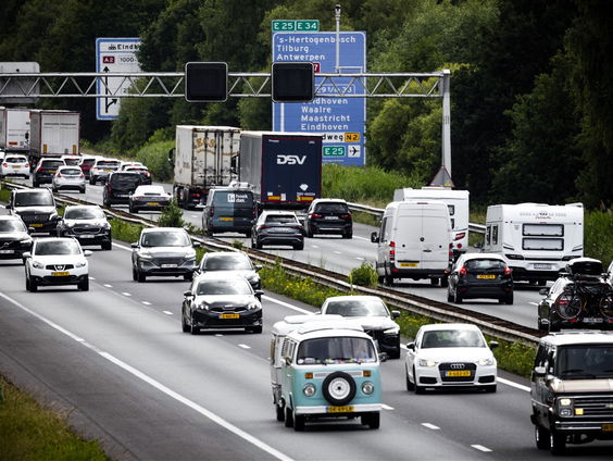 Stand.nl: Verkeersboetes in Nederland zijn te hoog