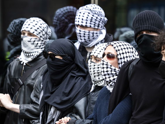 'Universiteiten schieten tekort in steun aan Joodse studenten en medewerkers die zich onveilig voelen'