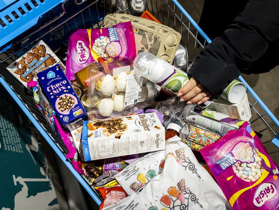 Betalen wij de winst van supermarkten uit onze portemonnee?