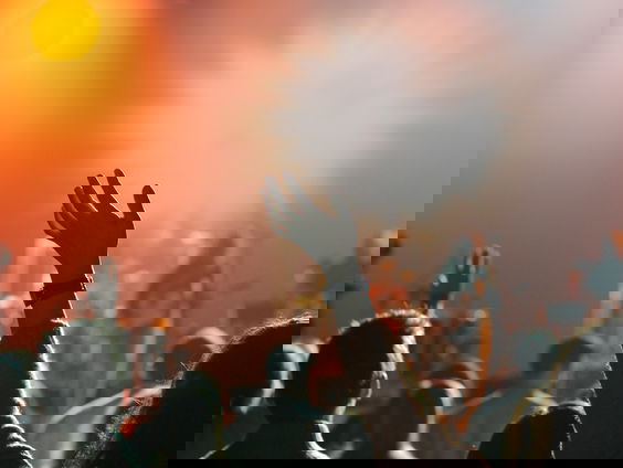 Steeds meer migrantenkerken in woningnood: hoe komt dat?