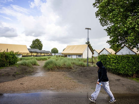 Eenzaamheid bij jongeren in de zomer nóg erger