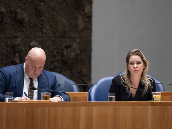 Ruzie in het kabinet om de mestplannen van landbouwminister Wiersma