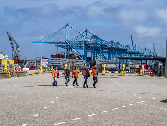Havenwerkers als eersten in actie tegen bezuinigingen op sociale zekerheid