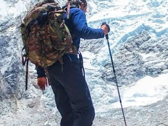 Anton loopt duizenden kilometers voor mentale gezondheid voor mannen