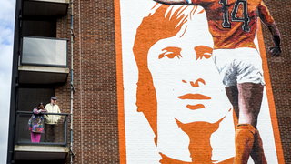 Schilderij voor Cruijff na 30 jaar gevonden op een zolder