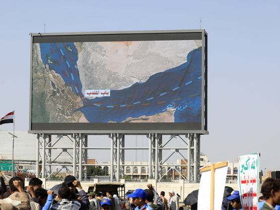 Houthi's dreigen met sluiten zeestraat Bab-el-Mandeb