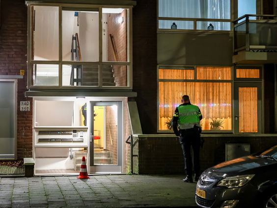 Wat gebeurt er als de burgemeester je woning sluit na een explosie?