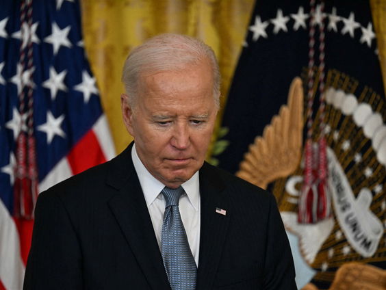 De klok tikt voor Biden