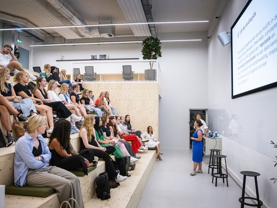 'De Pechgeneratie': Hoe gaat het met het studerende deel van deze generatie?