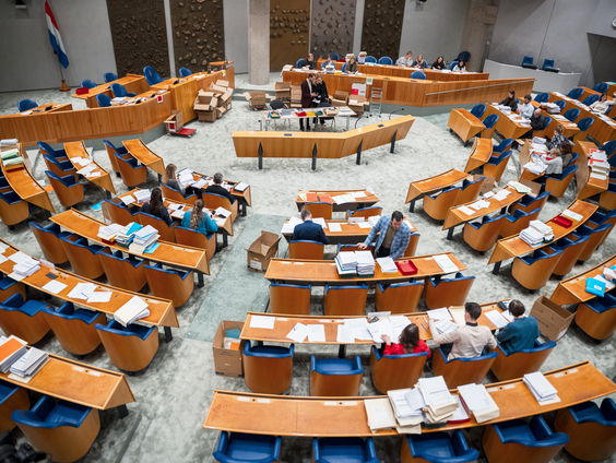 Moeten nieuwe Kamerleden nog een eed afleggen?