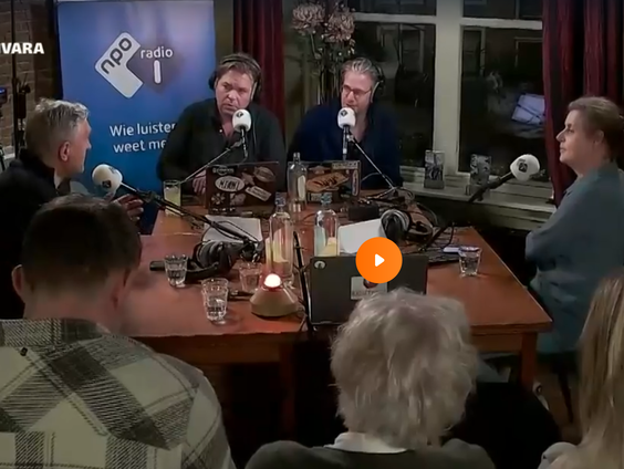 Buma nam een 'deurgedicht' van Judith mee naar Den Haag