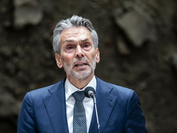 Zwartgelakte documenten centraal in debat met Premier Schoof