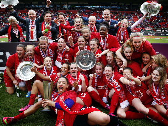 KNVB lanceert campagne voor meisjesvoetbal: Dromen van een profcarrière