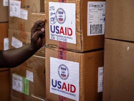 Het einde van de vrije zee? & America First in de Afrikaanse gezondheidszorg