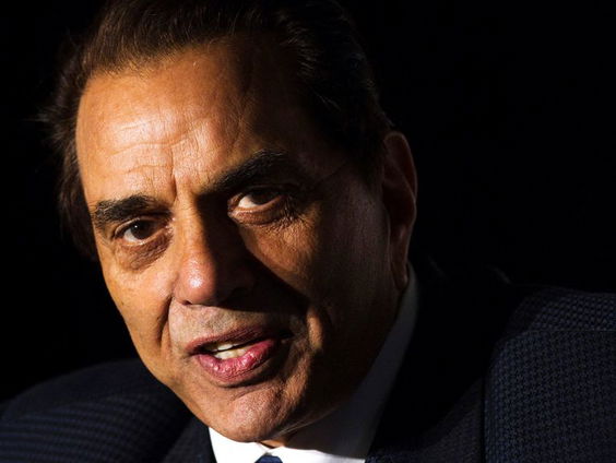 Bollywood-acteur Dharmendra (89) is overleden
