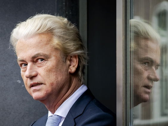 Waar leidt de aangifte tegen Geert Wilders over zijn tweet toe?