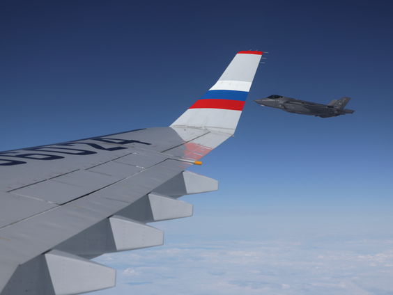 Duizend bommen en diplomaten