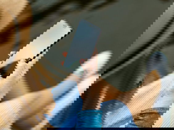 Militaire inlichtingendienst luistert duizenden af zonder melding