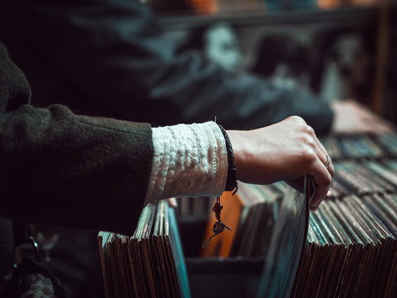 Dit was de muziek van oktober: Lily Allen, Bløf en Racoon