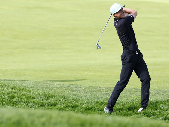 Cabaretier Philip Walkate schrijft boeken over de 'Kakker'