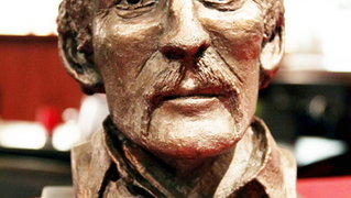 Veertig jaar na overlijden Ede Staal maakt zoon Jasper een documentaire ove ...