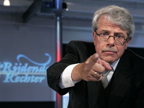 Lost Mr. Frank Visser met zijn uitspraken conflicten op, of maakt hij ze erger?